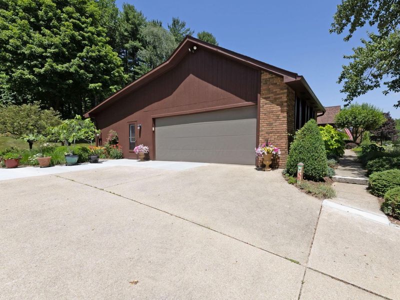 1588 Royal Oak Drive, Mansfield, OH 44906 Photo 8