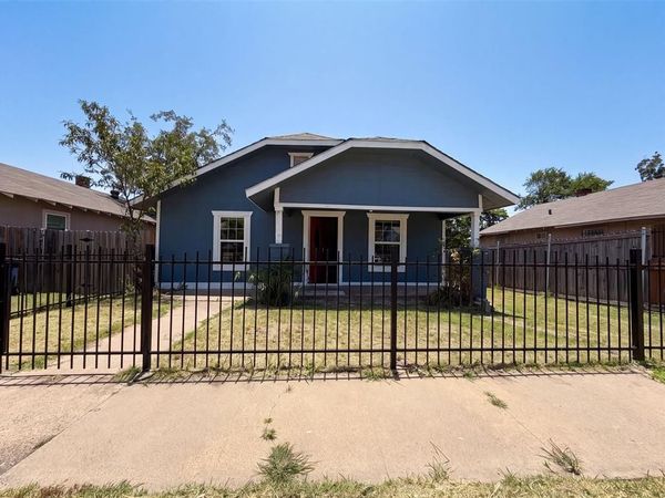 2832 Avenue I, Fort Worth, TX 76105