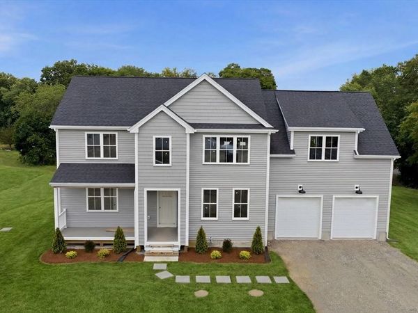 2 Jeffrey Drive, West Bridgewater, MA 02379