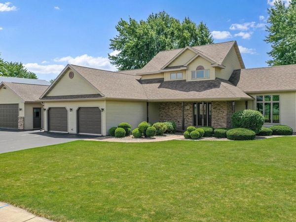 306 E BIRCH STREET, Black Creek, WI 54106