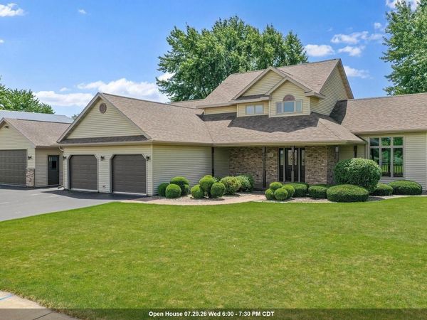 306 E BIRCH STREET, Black Creek, WI 54106