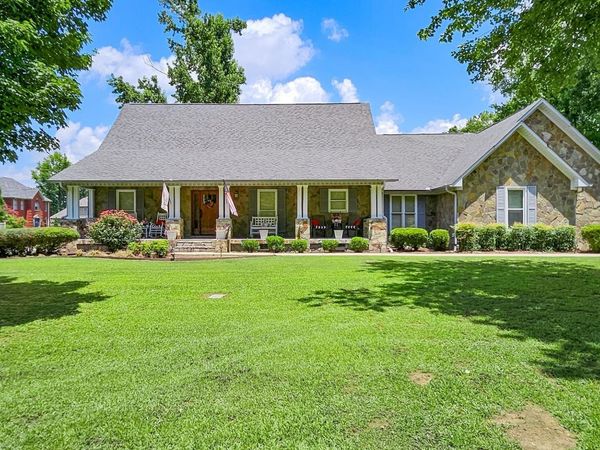 22383 Choctaw Lane, Athens, AL 35613