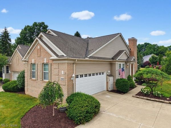 8578 Pine Creek Lane , Northfield, OH 44067