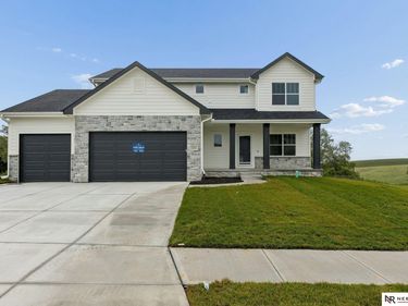 12351 S 86th Street, Papillion, NE 68046