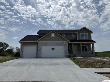 12351 S 86th Street, Papillion, NE 68046