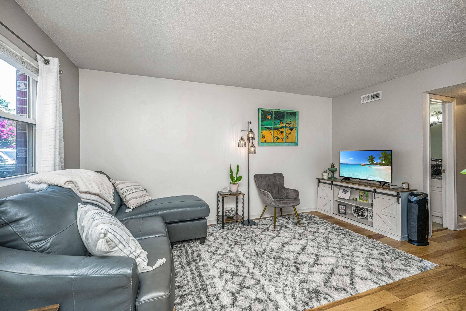 1852 Mepkin Road Photo 7