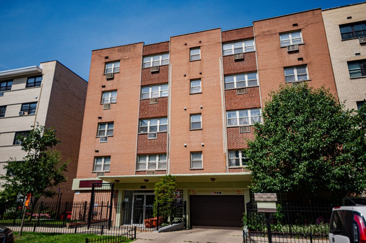 5950 N Kenmore Avenue, Unit 208, Chicago, IL 60660 Main Photo
