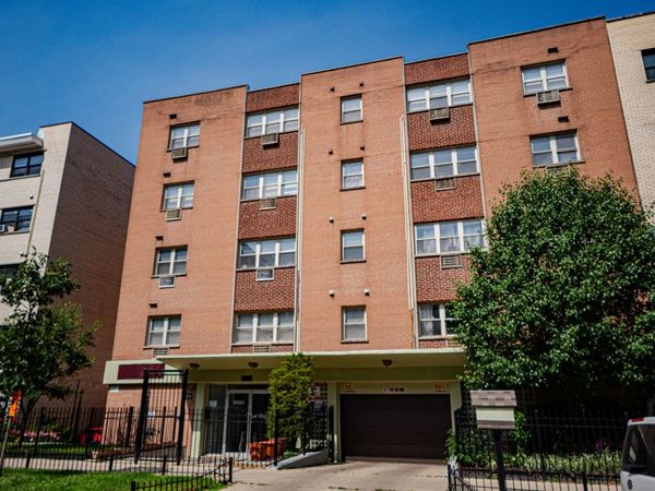 5950 N Kenmore Avenue, Unit 208, Chicago, IL 60660