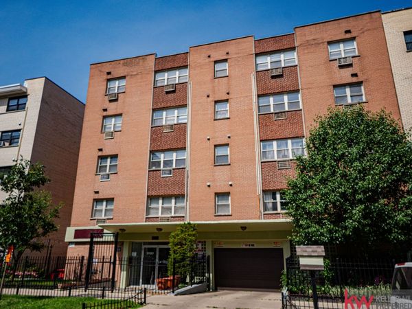 5950 N Kenmore Avenue , Unit 208, Chicago, IL 60660