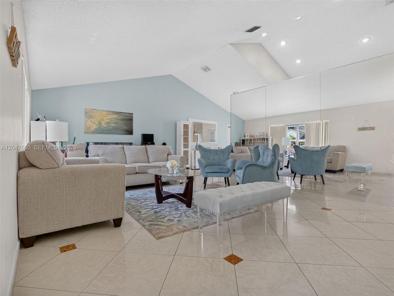 16203 NW 8th Dr , Pembroke Pines, FL 33028 Photo