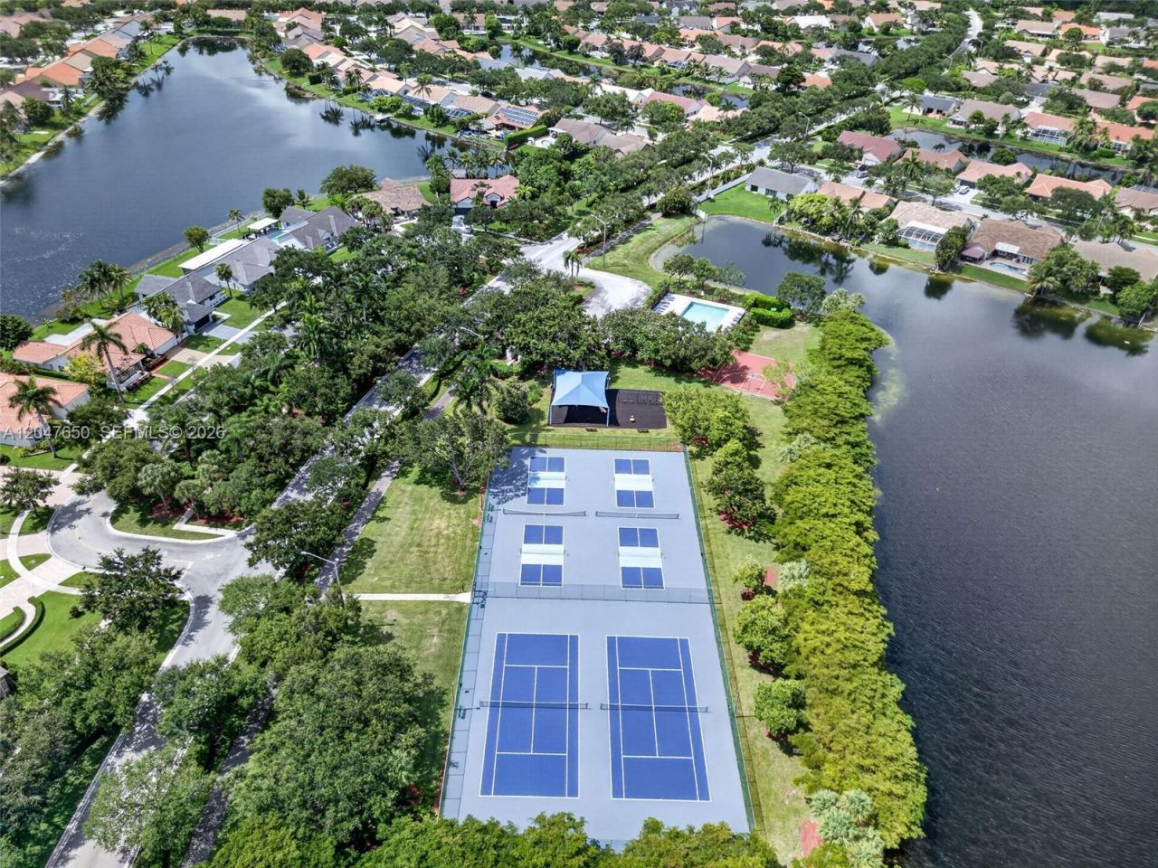16203 NW 8th Dr , Pembroke Pines, FL 33028 Photo