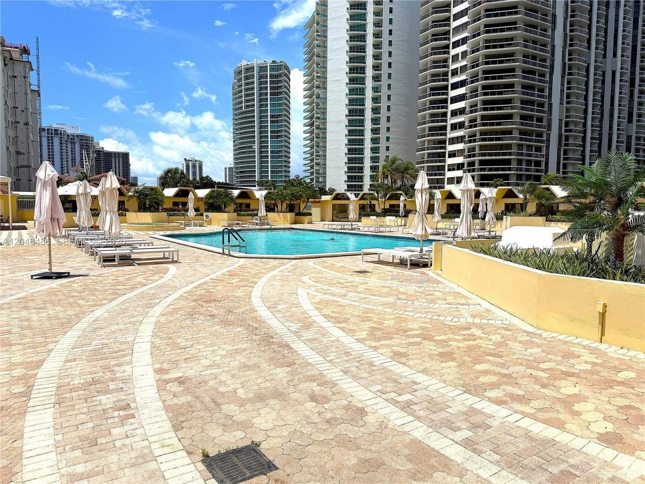 20191 E Country Club Dr, Unit 2601, Aventura, FL 33180 Photo