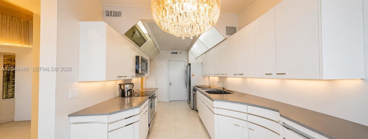 20191 E Country Club Dr, Unit 2601, Aventura, FL 33180 Photo