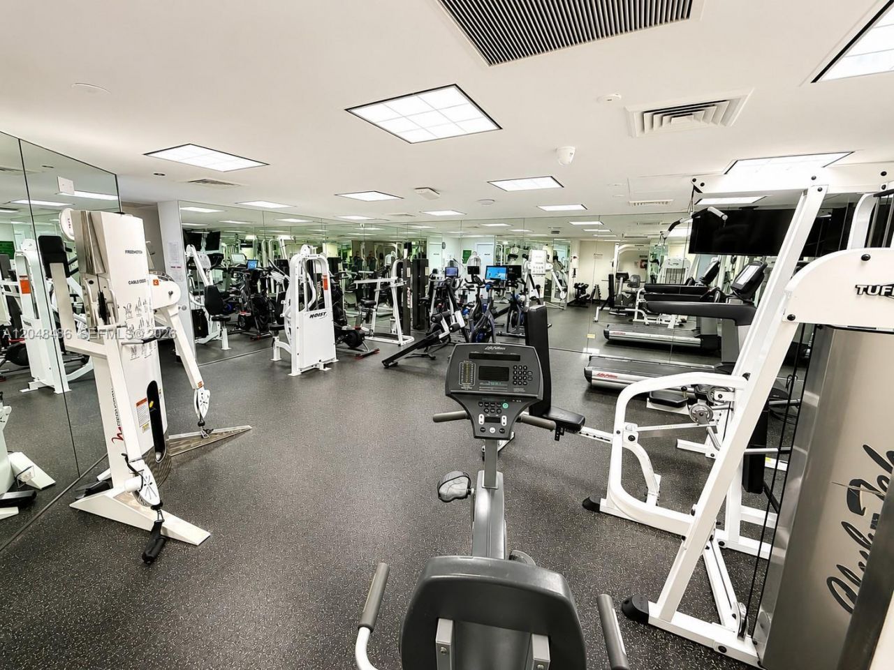 20191 E Country Club Dr, Unit 2601, Aventura, FL 33180 Photo