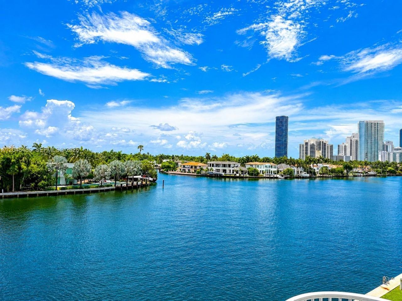 20191 E Country Club Dr, Unit 2601, Aventura, FL 33180 Photo