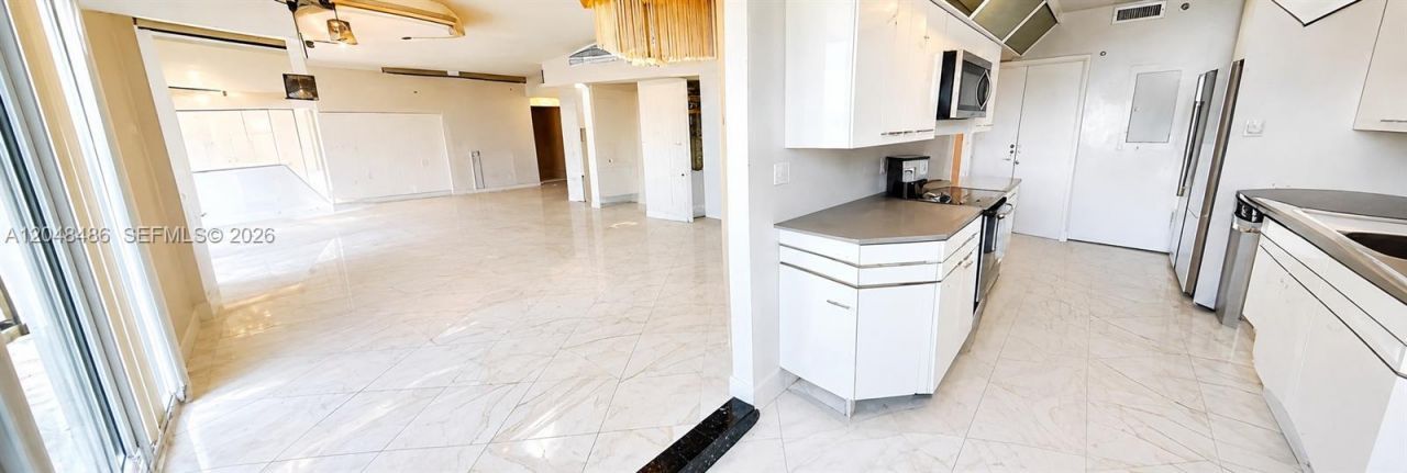 20191 E Country Club Dr, Unit 2601, Aventura, FL 33180 Photo