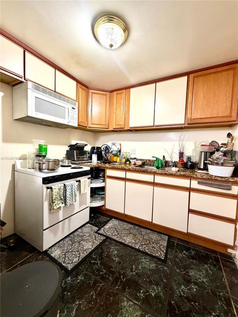 2141 NW 26th Ave , Fort Lauderdale, FL 33311 Photo