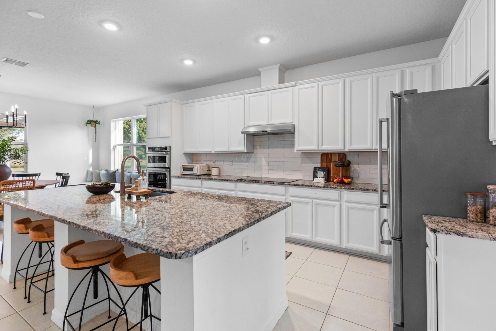 5648 NW Lorna Court, Port Saint Lucie, FL 34986 Photo