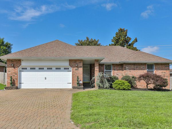 3702 W Vincent Drive , Springfield, MO 65810