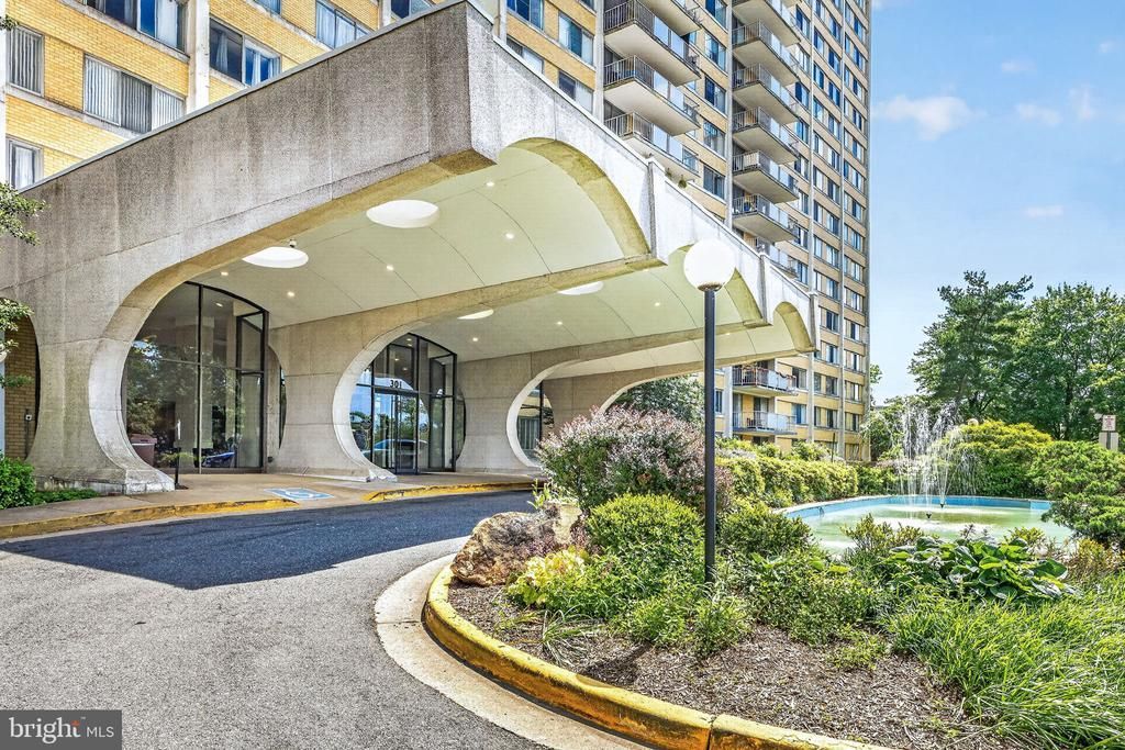 301 N Beauregard Street, Unit 1001, Alexandria, VA 22312 Main Photo