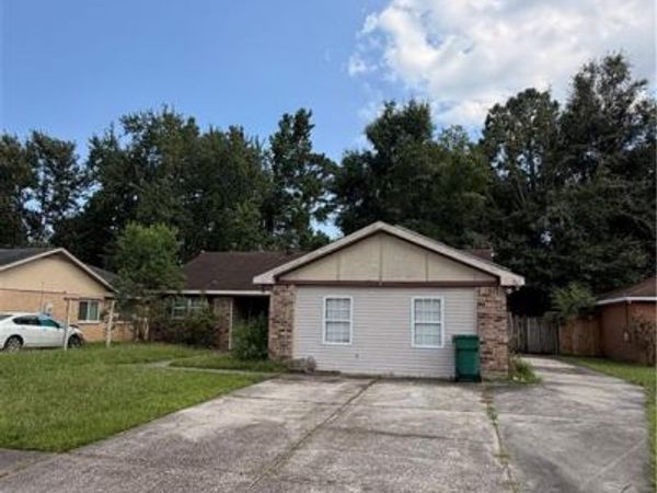 209 CHESS Drive , Slidell, LA 70458