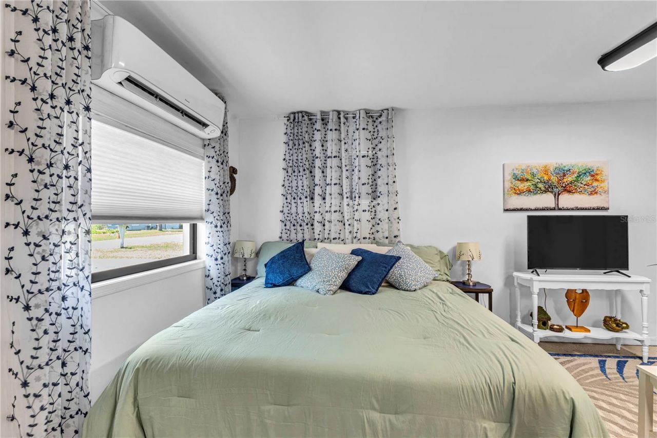 55342 Claire Street, Astor, FL 32102 Photo