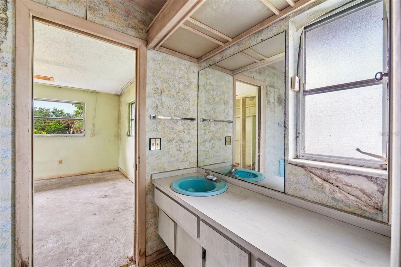 5362 Shalley Circle W, Fort Myers, FL 33919 Photo