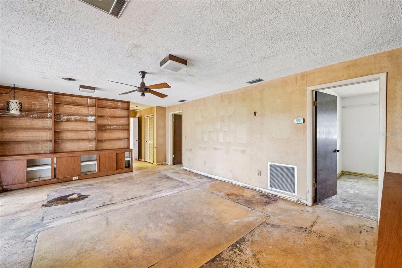 5362 Shalley Circle W, Fort Myers, FL 33919 Photo