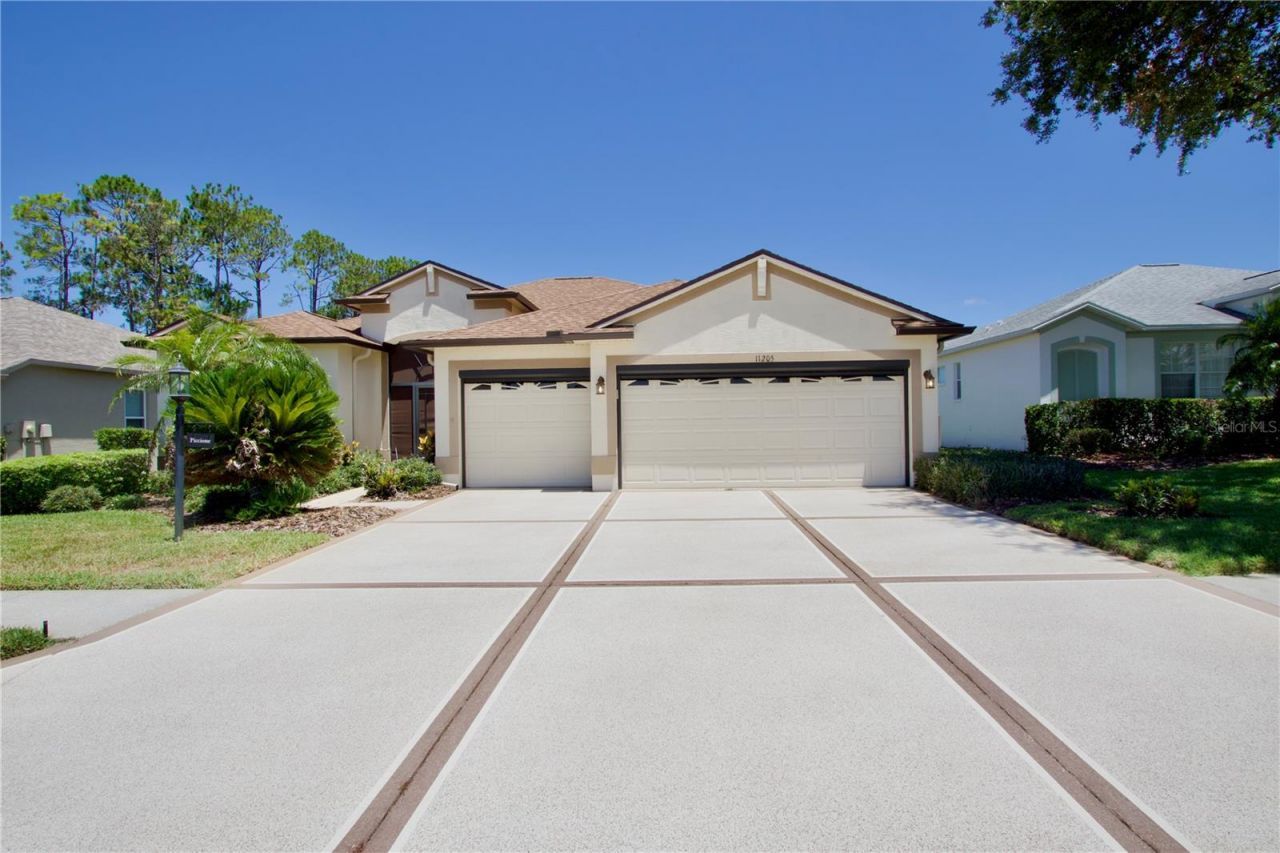 11205 Edge Park Drive , Hudson, FL 34667 Photo