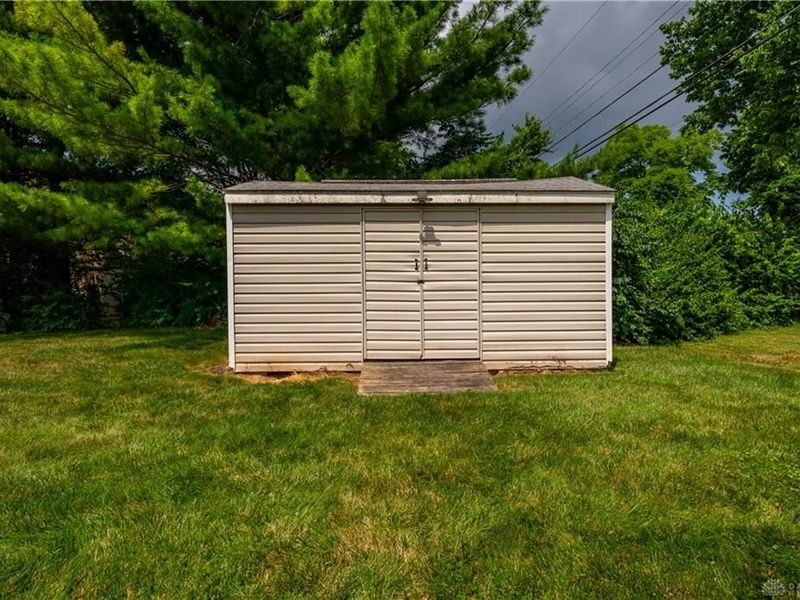 1413 Farrington Drive, Kettering, OH 45420 Photo 39