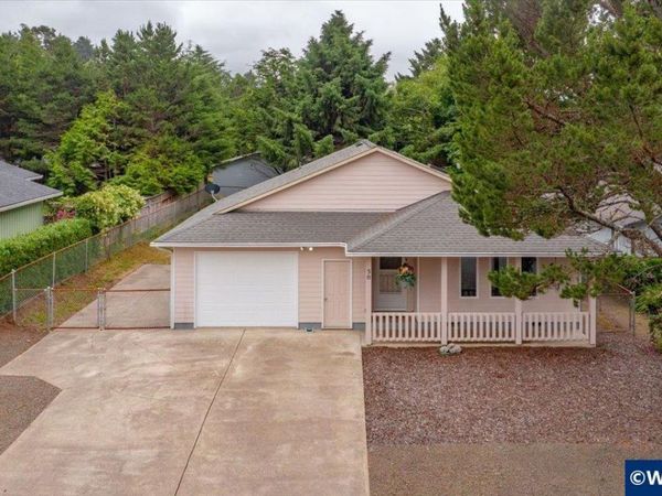 50 Pacific St, Depoe Bay, OR 97341