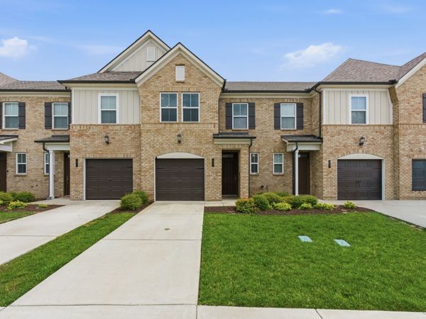 273 Netherlands Blvd , Lebanon, TN 37090