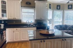 417 Highwater Court  photo 4