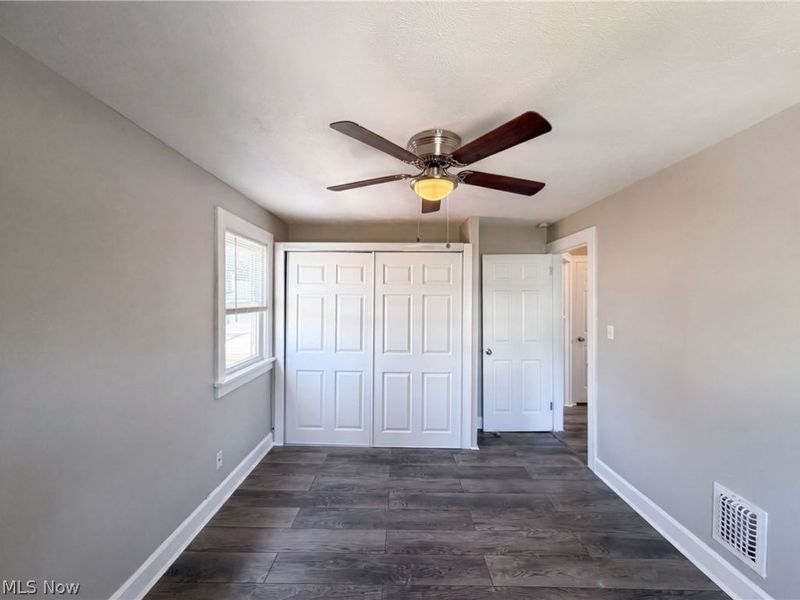 4415 Oak Park Avenue, Cleveland, OH 44109 Photo 11