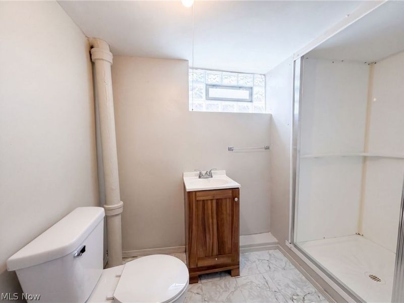 4415 Oak Park Avenue, Cleveland, OH 44109 Photo 9