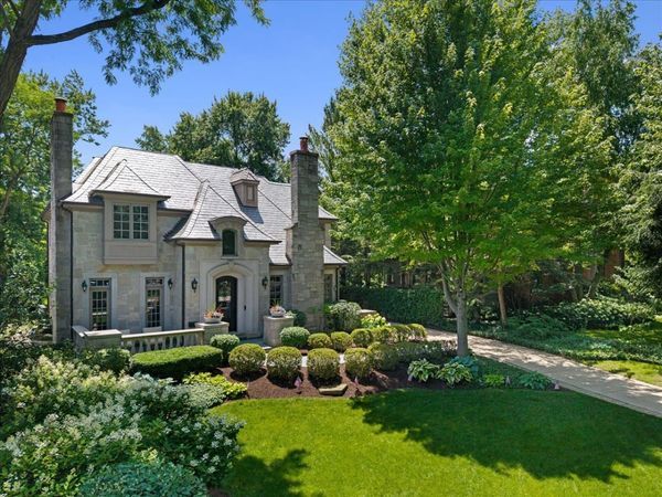 654 Pine Street , Winnetka, IL 60093