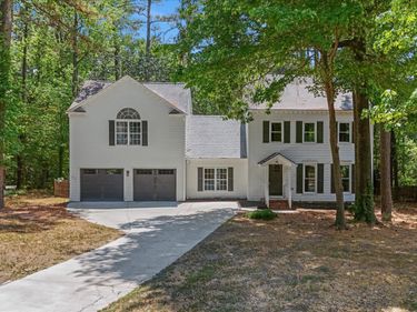 2600 New Oxford Drive, Apex, NC 27539