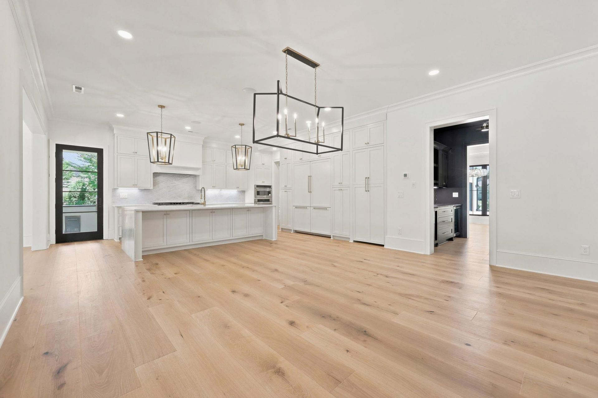 9413 Park St. Photo 16
