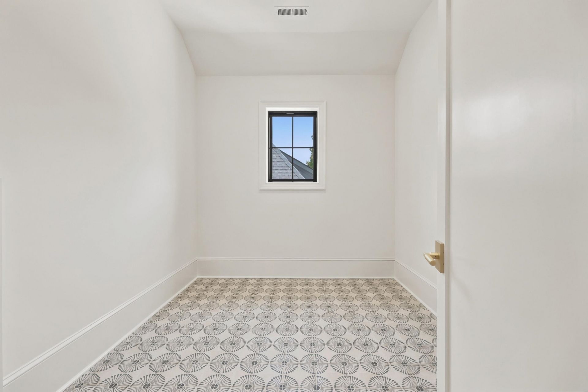 9413 Park St. Photo 73