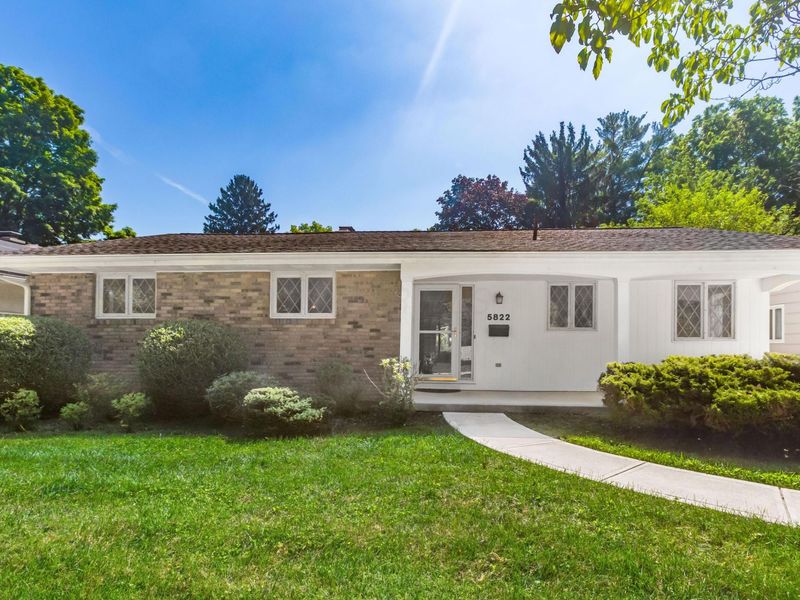 5822 Falmouth Court, Columbus, OH 43085 Photo 1