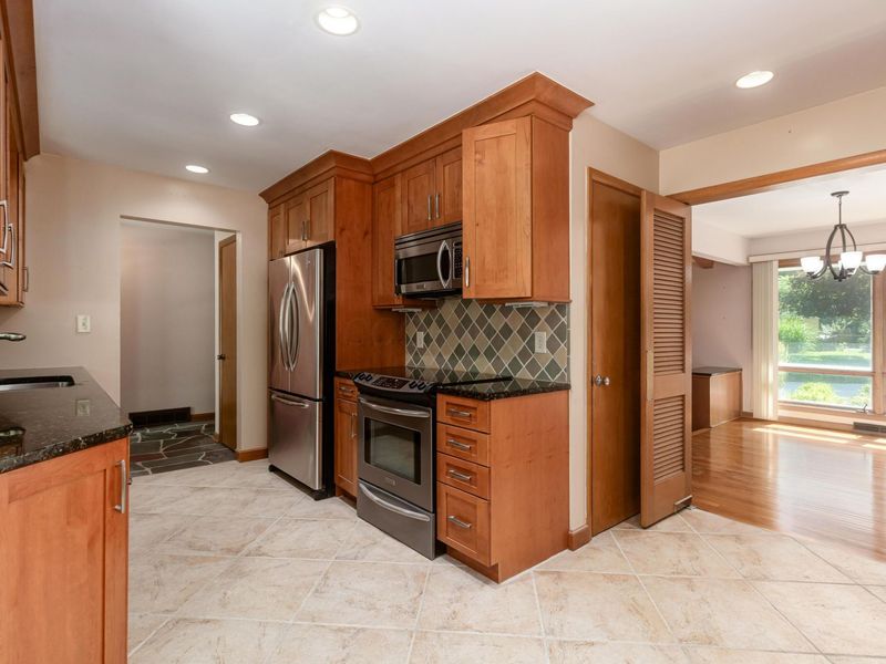5822 Falmouth Court, Columbus, OH 43085 Photo 13