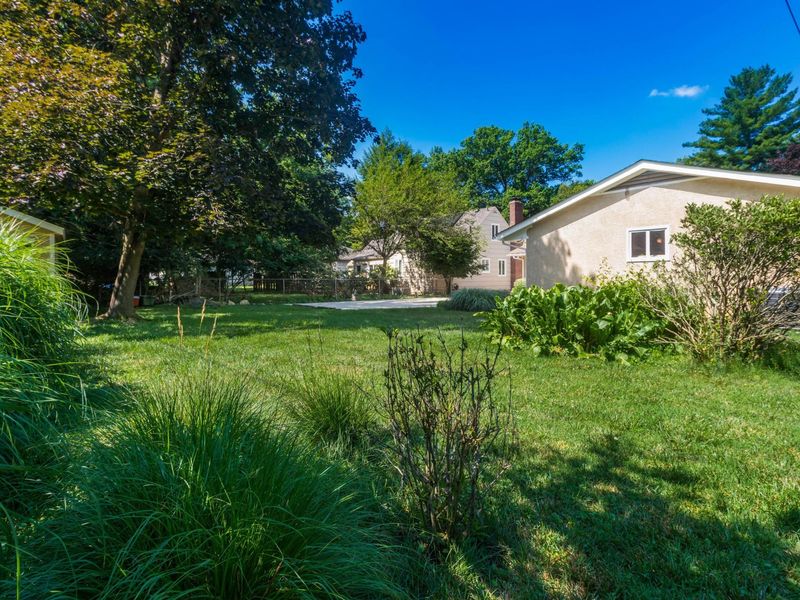 5822 Falmouth Court, Columbus, OH 43085 Photo 9