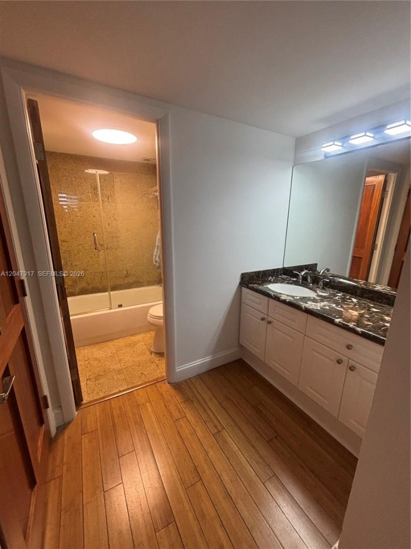 2301 Collins Ave, Unit 833, Miami Beach, FL 33139 Photo