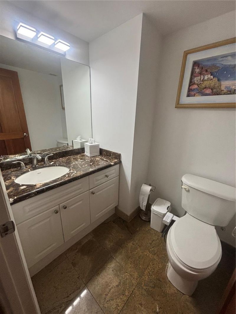 2301 Collins Ave, Unit 833, Miami Beach, FL 33139 Photo