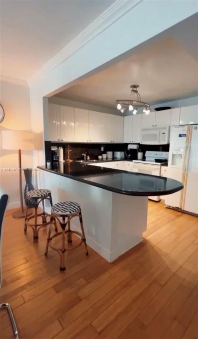 2301 Collins Ave, Unit 833, Miami Beach, FL 33139 Photo