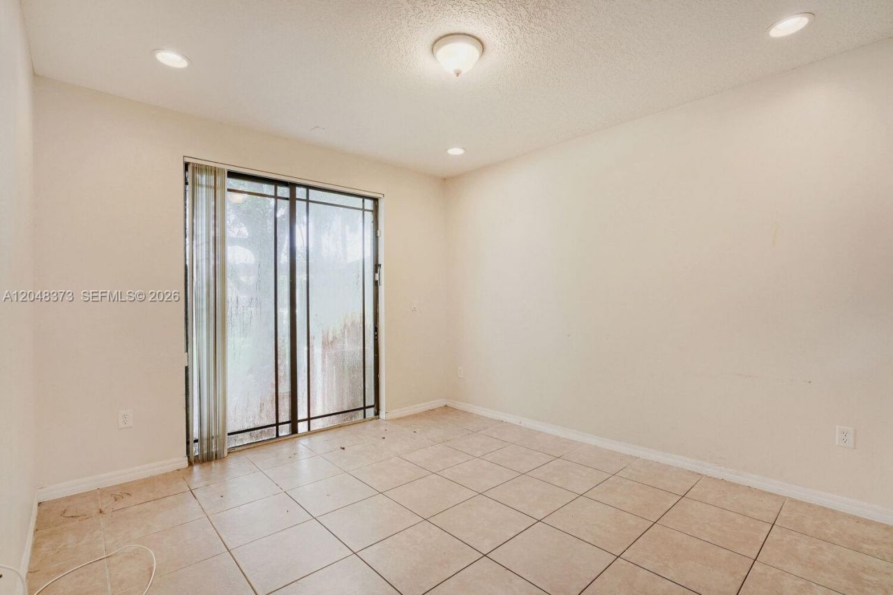 666 NE 35th Ave, Homestead, FL 33033 Photo