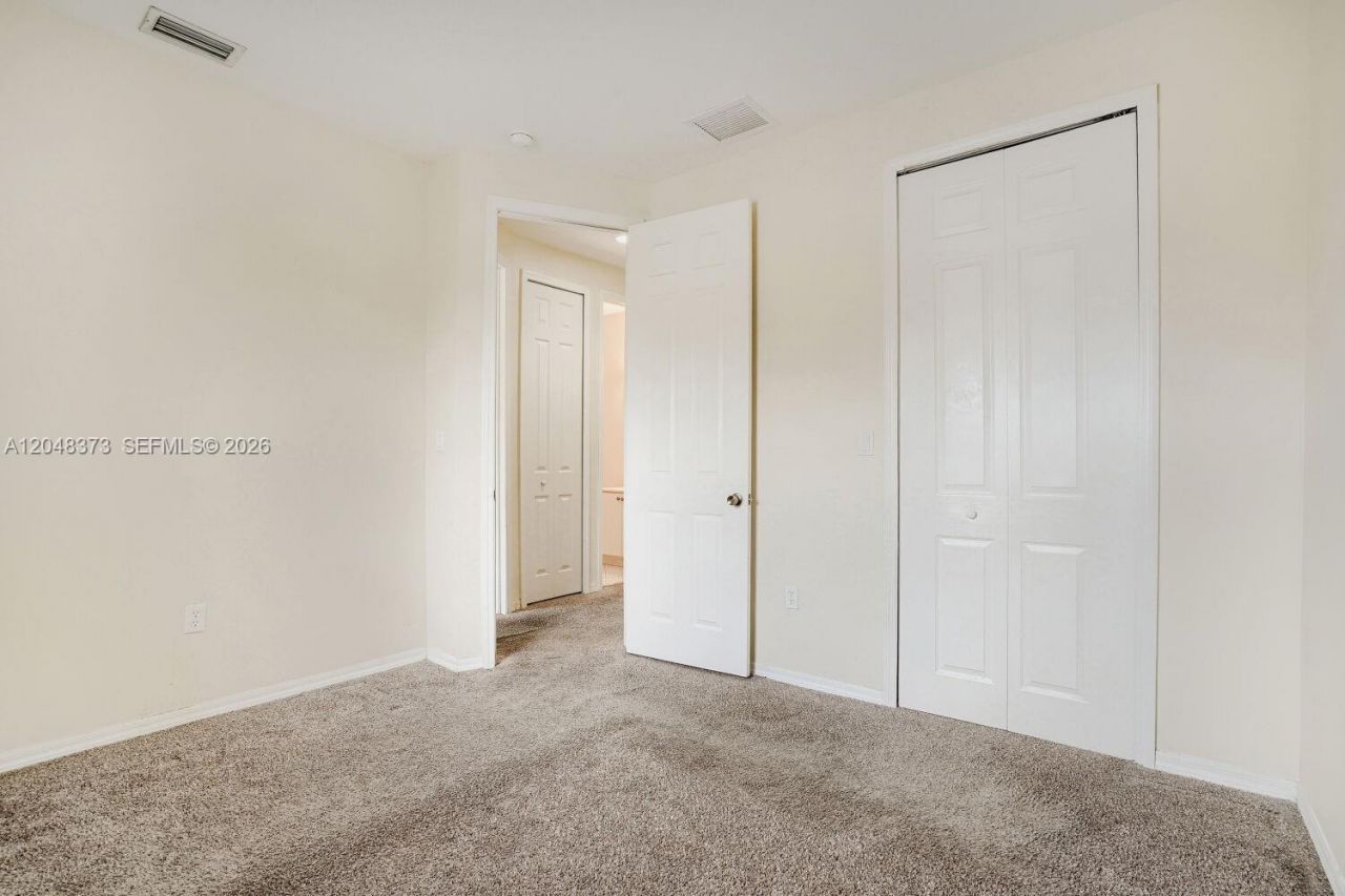 666 NE 35th Ave, Homestead, FL 33033 Photo