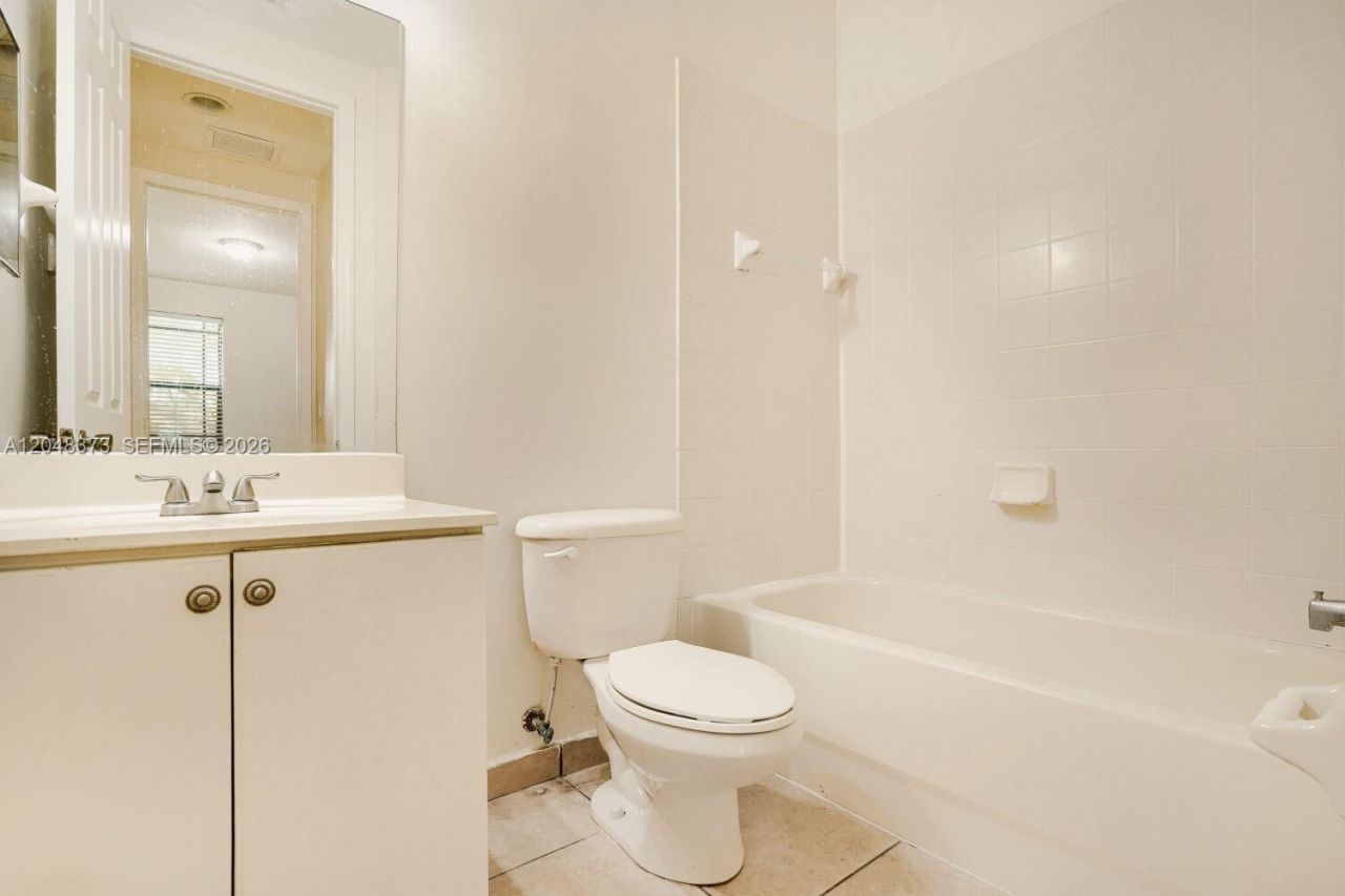 666 NE 35th Ave, Homestead, FL 33033 Photo