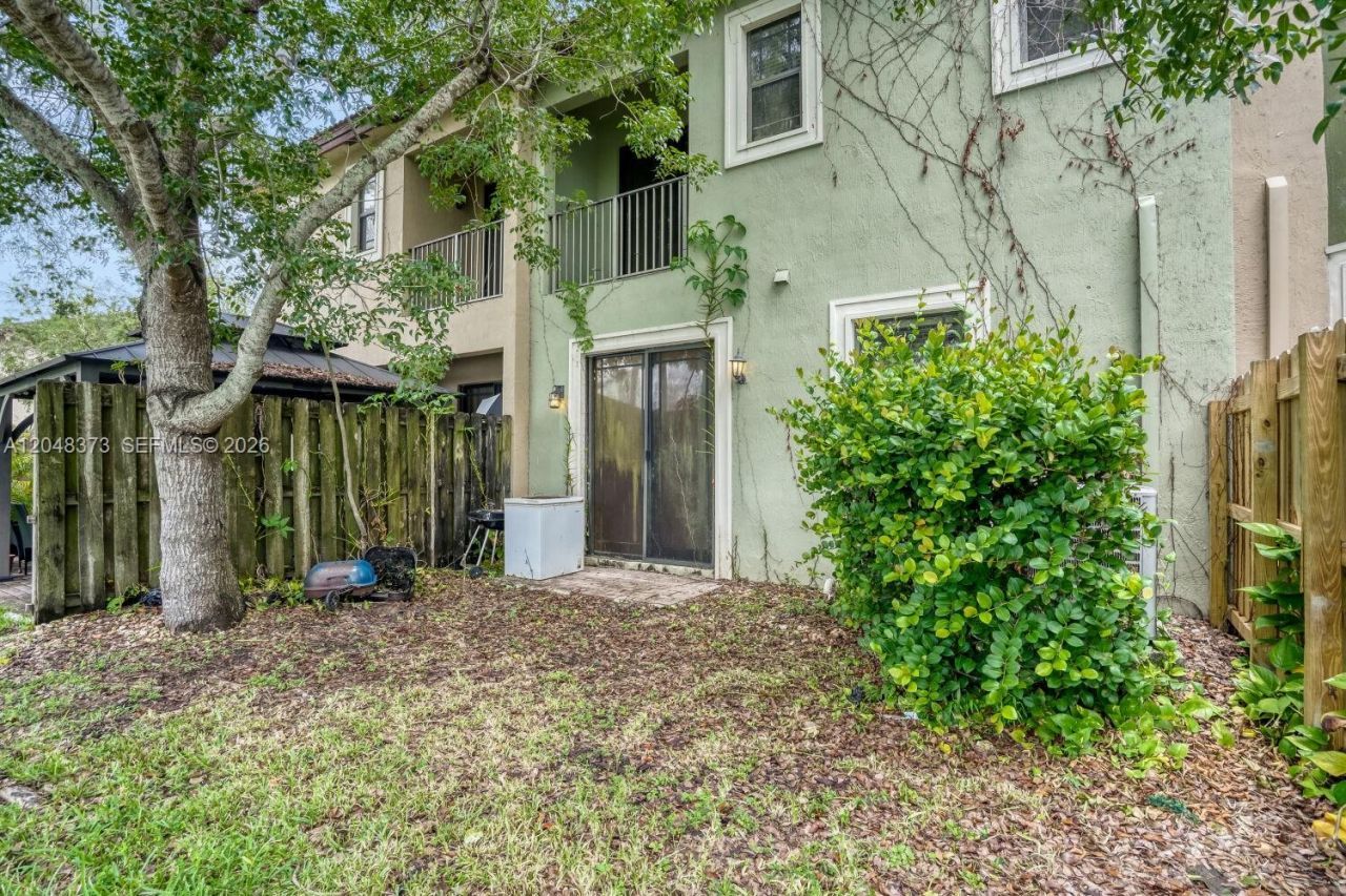 666 NE 35th Ave, Homestead, FL 33033 Photo