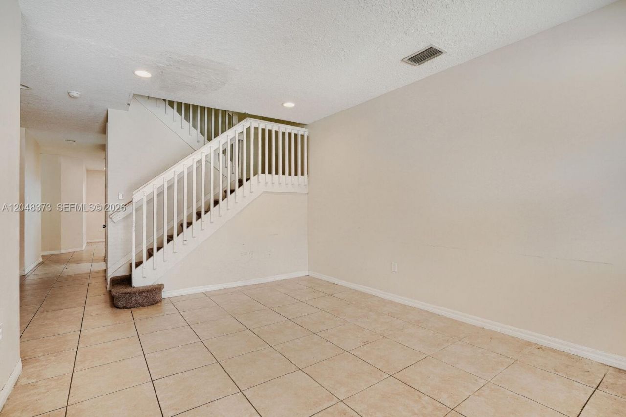 666 NE 35th Ave, Homestead, FL 33033 Photo